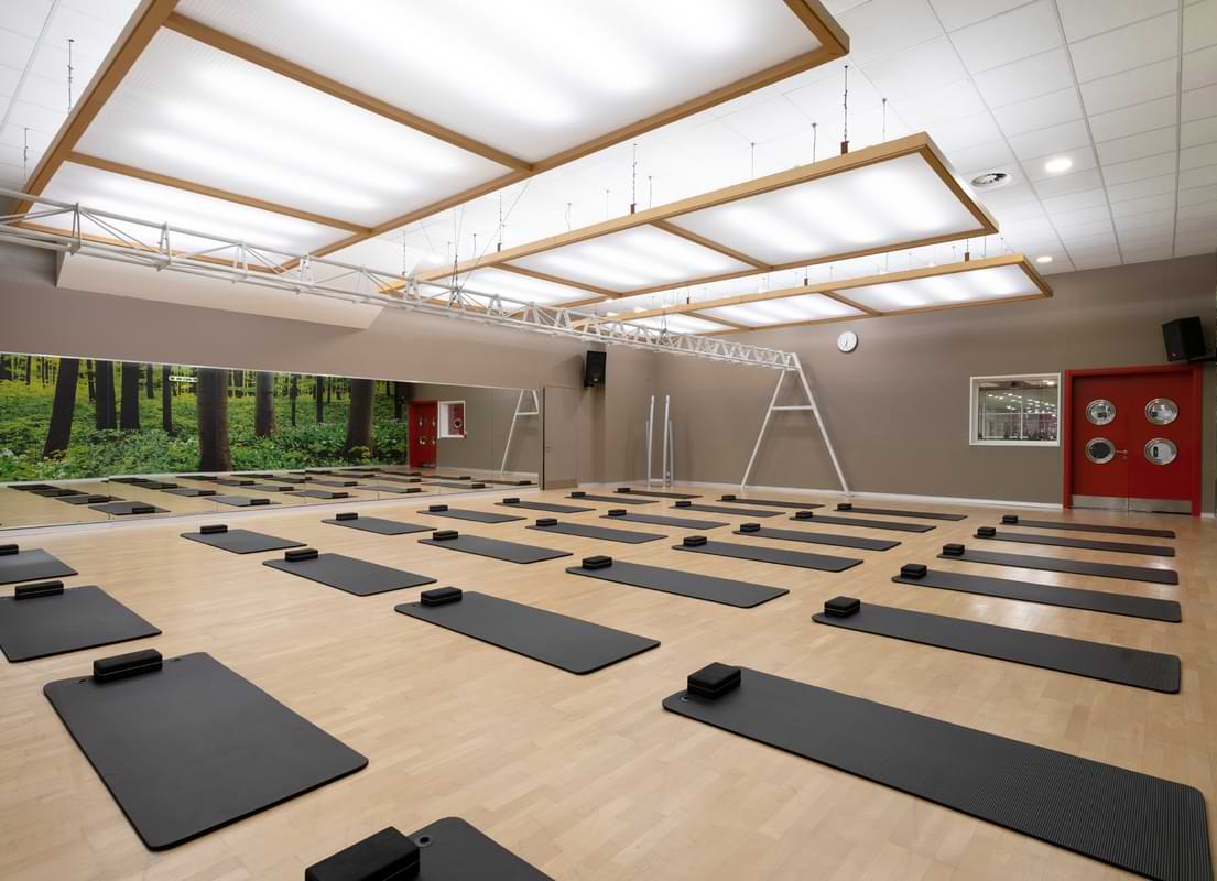 Studio Yoga
