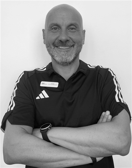 Mauro F.