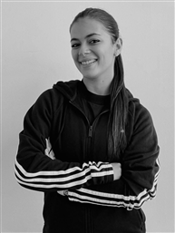 Bruna M.