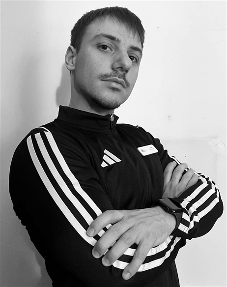 Alex N.