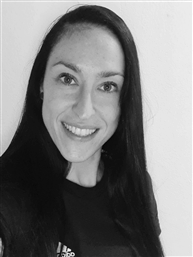 Elisa R.